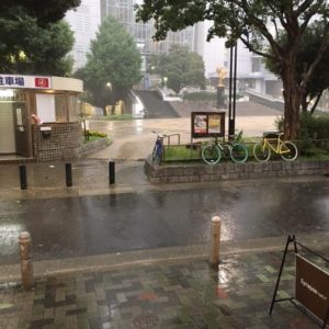 【名古屋校】今日は雨がすごいんです