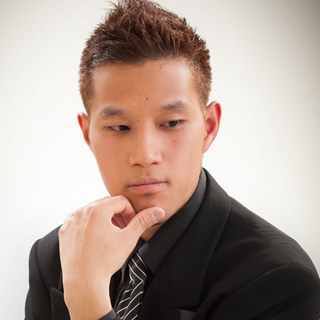 山﨑 英明