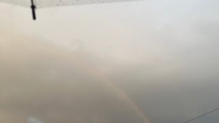 大雨の後の虹