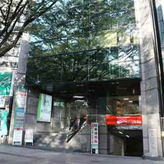 名古屋校 正面