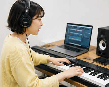 ベリーメリーミュージックスクールの作曲DTMコース